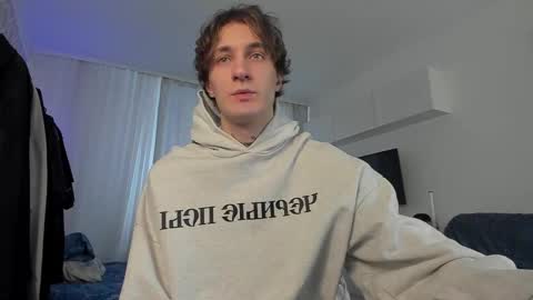 acie online show from March 3, 8:16 am