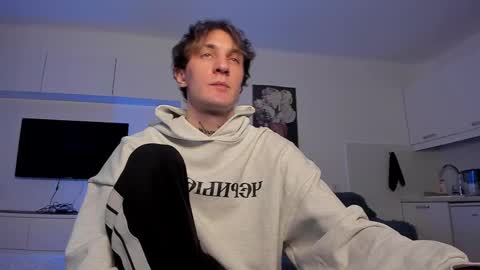 acie online show from February 11, 9:56 pm