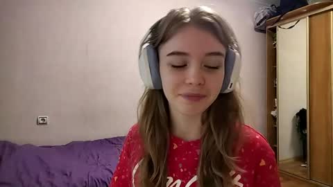 Linet online show from April 20, 8:06 am