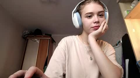 Linet online show from April 13, 8:07 am