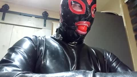 latex boy 38 online show from February 23, 9:00 am