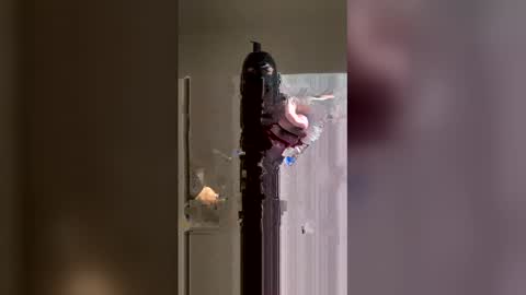 latexskier online show from April 21, 8:49 pm