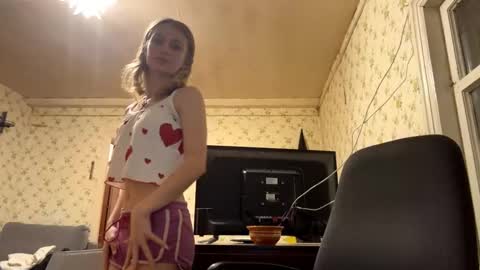 Amelia online show from February 25, 4:32 pm