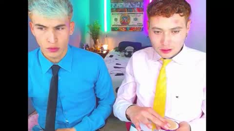 latin_boysxxx_ online show from October 29, 4:25 am