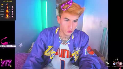 latin_boysxxx_ online show from March 27, 2:17 am