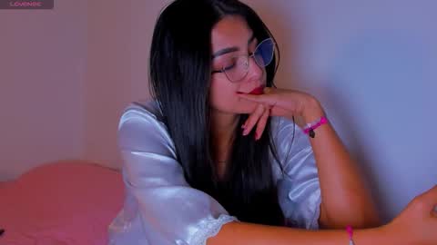 Gabby online show from December 4, 9:47 pm