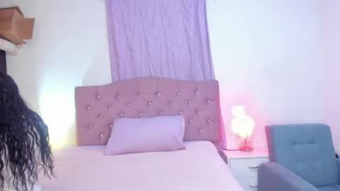 Martina online show from April 2, 7:48 am