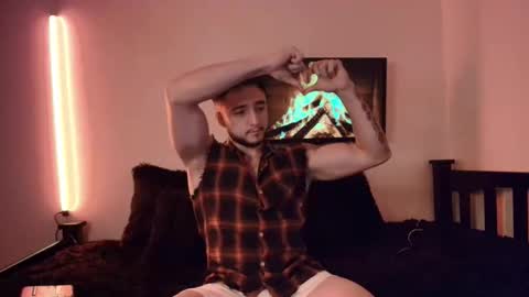 LatinBoyVIP  Colombian online show from April 18, 11:27 pm