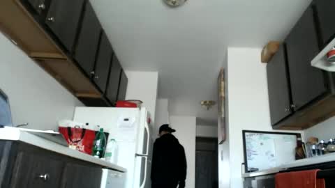 Chris online show from December 1, 4:32 pm