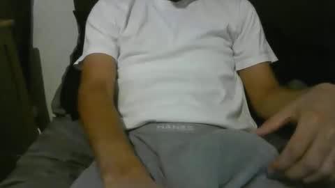 latinman7945 online show from May 22, 8:37 pm