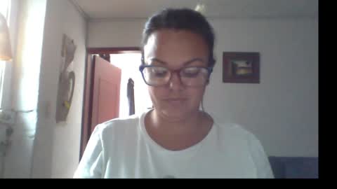 Laura online show from March 30, 8:09 pm