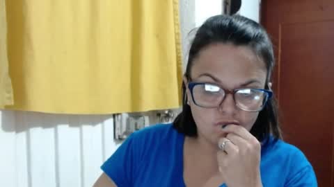 Laura online show from July 24, 2:09 am