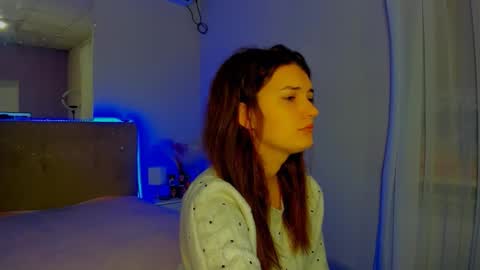 Laura online show from November 18, 6:16 am