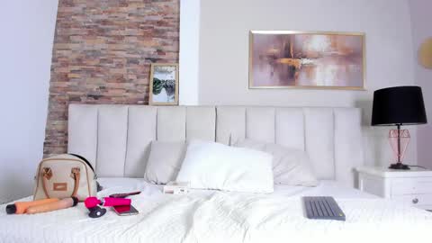 laura latinhot online show from November 13, 6:54 pm