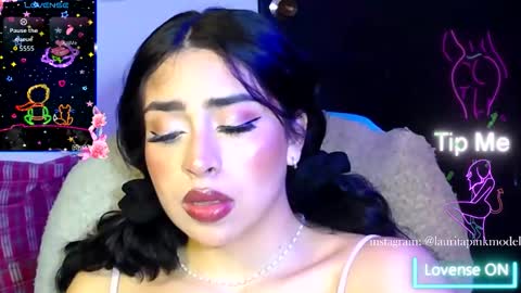 laura_pink01 online show from December 18, 6:52 am