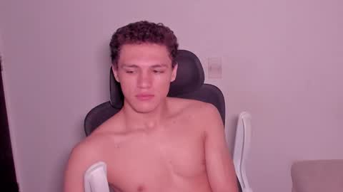 Laureent online show from March 5, 9:18 am