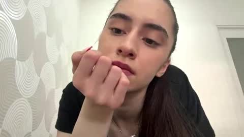 laurenadupuy online show from June 26, 2:55 pm