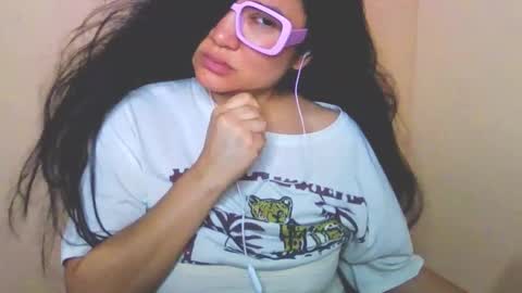 onlyfan laureng7 - 7 laureng2 online show from March 14, 6:56 pm