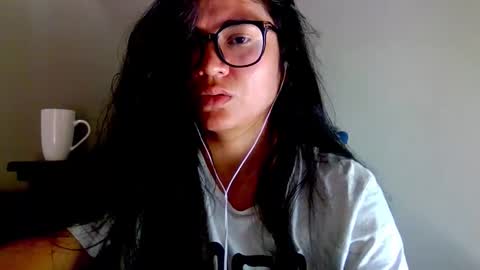 Snapshot of laurengirls1 chatting on October 22, 3:03 pm onlyfan laureng7 - 7 laureng2 online show from October 22, 3:03 pm