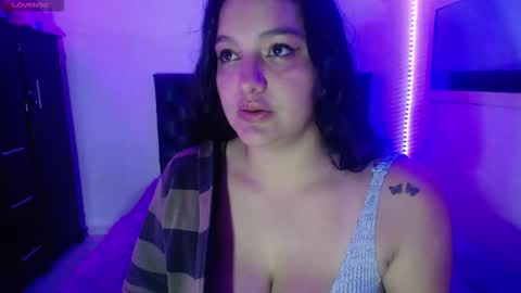 laurenkenner28_ online show from October 11, 8:23 pm
