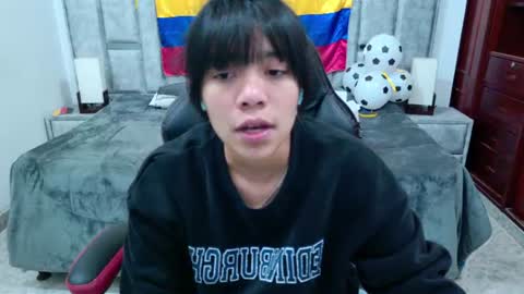 laurent online show from June 30, 3:17 am