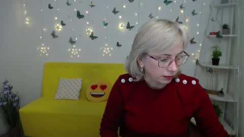 Lauren online show from February 22, 6:54 pm