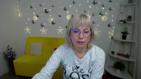 Lauren online show from March 2, 7:15 am