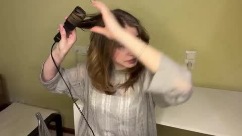 Bella online show from February 27, 5:22 am