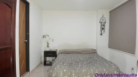 laura   online show from January 30, 8:11 am