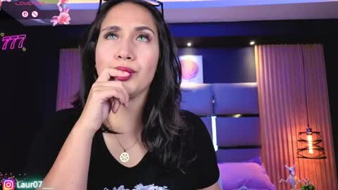 Lau Roberts online show from April 20, 3:53 am