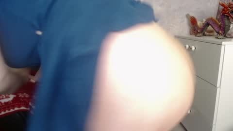 Lavena online show from December 11, 4:07 am