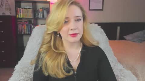 Lav online show from September 9, 7:25 pm