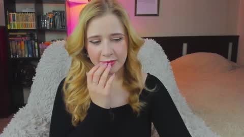 Lav online show from September 17, 7:17 pm