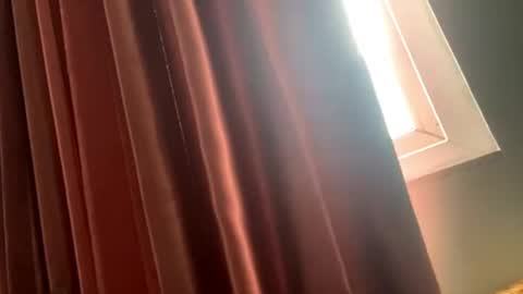 Lav online show from April 19, 7:09 am