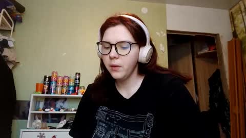 Adeline online show from February 4, 8:07 am