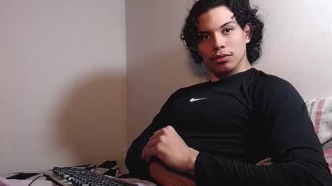 ZAmbrano online show from April 21, 5:58 am