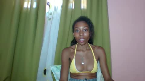 layannek online show from March 29, 12:07 pm