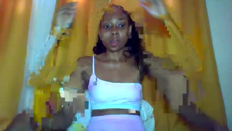 layannek online show from December 14, 6:19 am