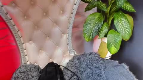 Layla online show from October 26, 6:51 pm