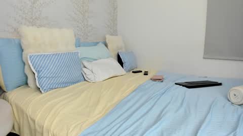 Layla Vanegas online show from February 9, 12:39 am