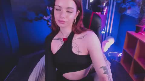 Layla 3 online show from February 19, 4:06 pm