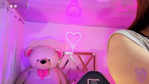 laylafoxy_tay online show from September 15, 3:41 am