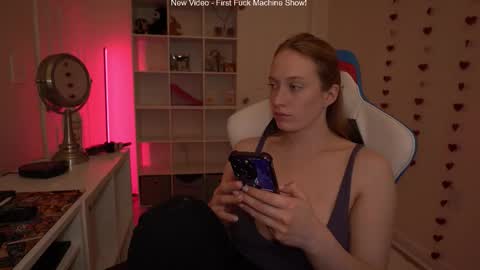 Layla Universe online show from February 1, 2:52 am