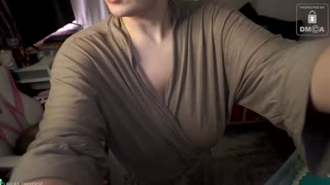 Layla Universe online show from January 31, 3:41 am