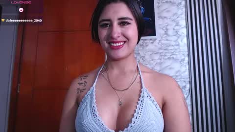 LAYLA online show from December 3, 5:46 pm