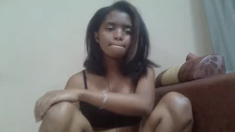 Snapshot of lea96546 chatting on October 22, 4:37 am lea96546 online show from October 22, 4:37 am