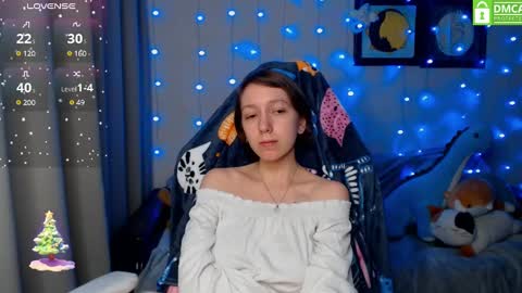 Leah  Gotty online show from December 11, 2:33 pm