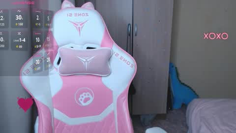 Leah  Gotty online show from November 26, 2:31 am