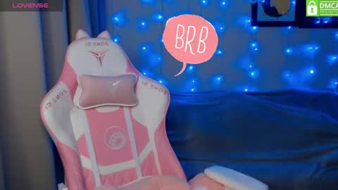 Leah  Gotty online show from December 14, 2:21 pm