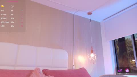 Leah online show from September 27, 4:27 pm